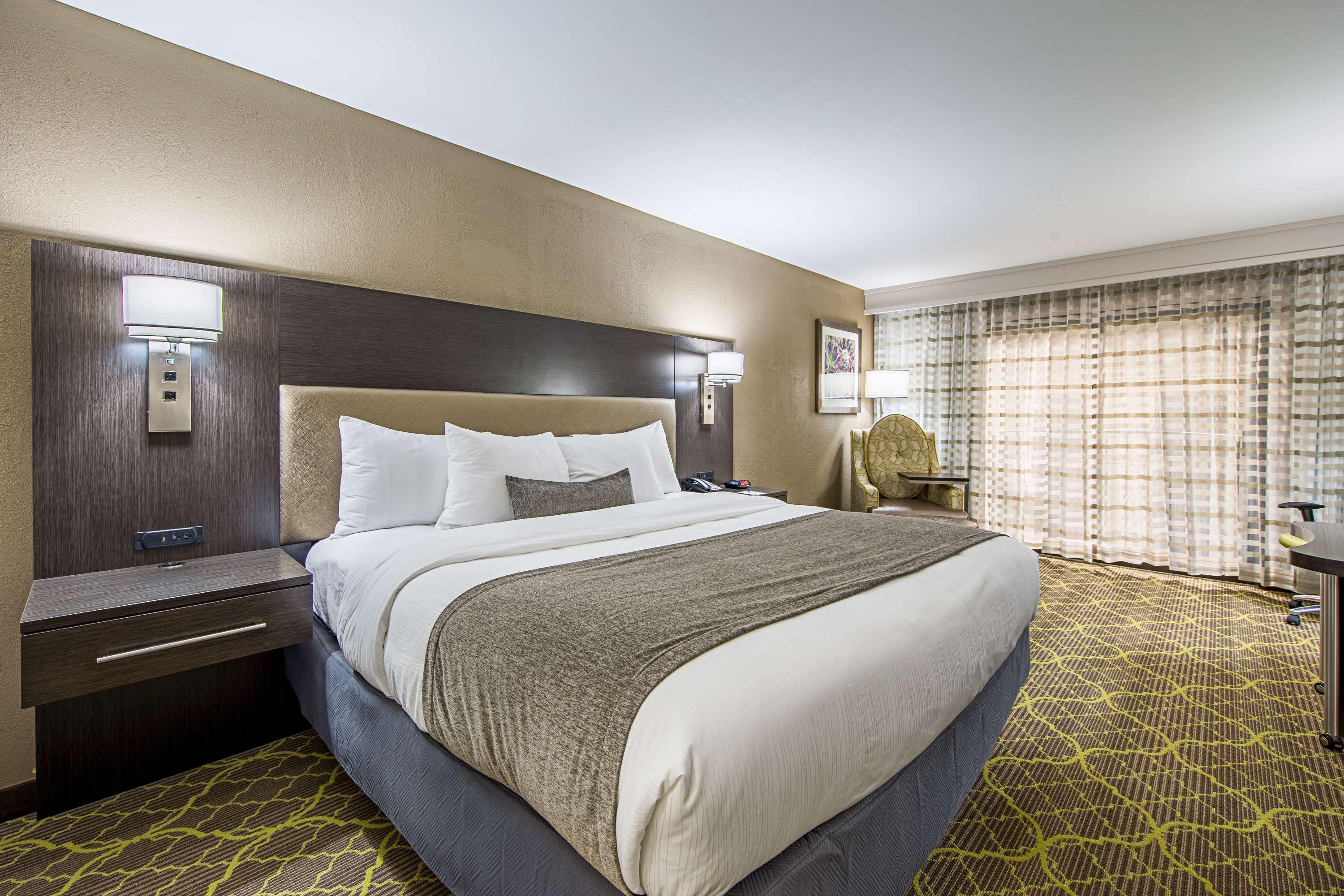 Best Western Plus Clemson Hotel & Conference Center Ngoại thất bức ảnh